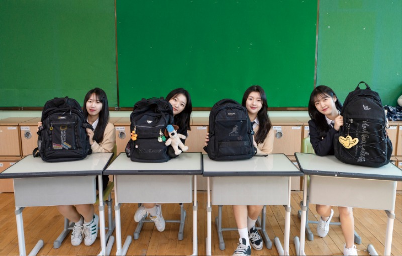 요즘아이 메인사진 교체.jpg