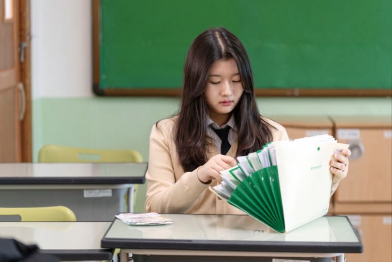 요즘아이 3월 28.jpg