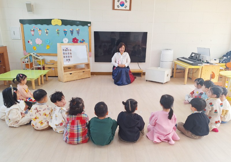 4월 뉴스 02.jpg