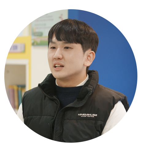 황희락선생님.png