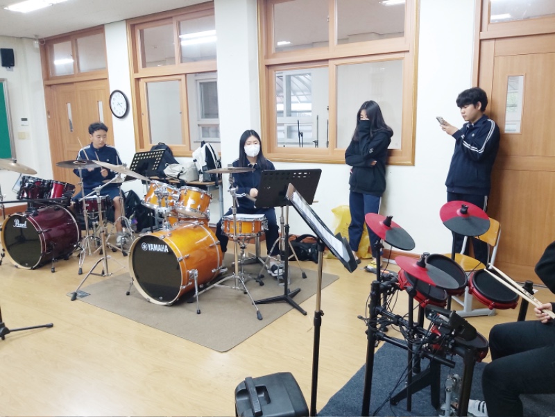 4. ㅂㅐㄴㄷㅡㄷㅗㅇㅇㅏㄹㅣ.jpg